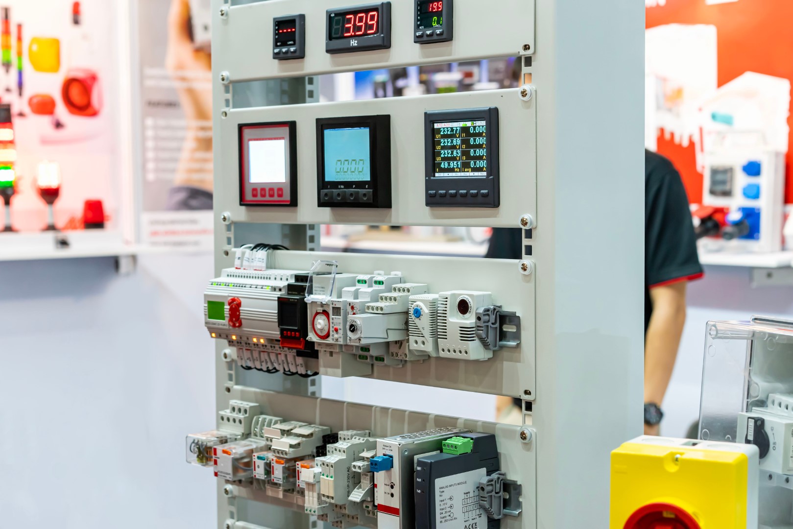 Siemens and Allen Bradley - 7th Level Technologies